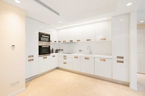 2 chambres Appartement à Limassol, Cyprus No. 78035 5