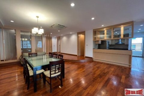 3 bedrooms Apartment in Bangkok, Thailand No. 98114 4