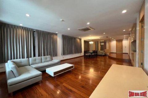 3 bedrooms Apartment in Bangkok, Thailand No. 98114 1