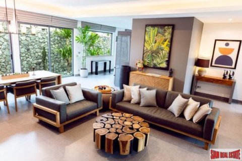 3 bedrooms Villa in Pattaya, Thailand No. 96555 4