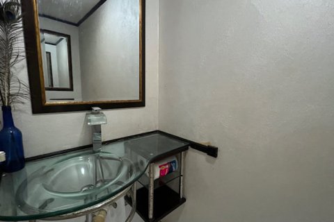 2 bedrooms Villa in Buckleys, Antigua and Barbuda No. 64971 20