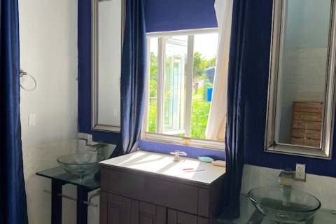 2 bedrooms Villa in Buckleys, Antigua and Barbuda No. 64971 13