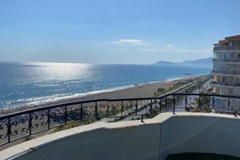 5 rooms Apartment in Mahmutlar, Turkey No. 20649