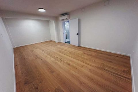 5 bedrooms House in Limassol, Cyprus No. 71030 3