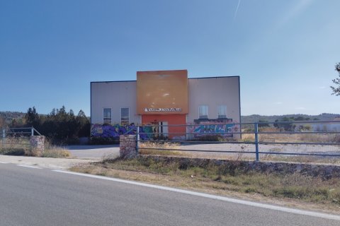 948m² Commercial property in Chalkidiki, Greece No. 108971 2