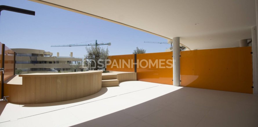 2 bedrooms Apartment in Fuengirola, Spain No. 109953