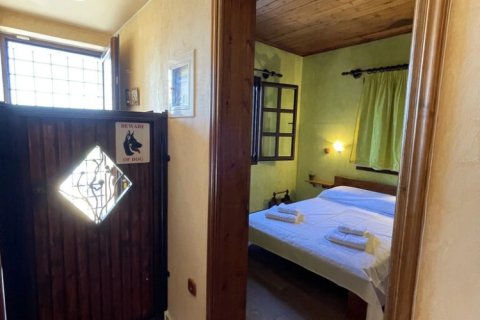 5 rooms House in Xylokastro, Greece No. 108229 4