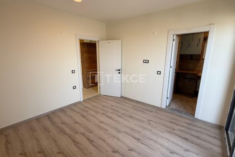 3 bedrooms Apartment in Quang Minh, Vietnam No. 92496 8