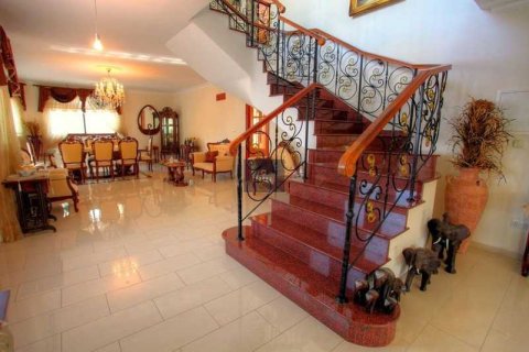 6 chambres Villa à Limassol, Cyprus No. 84115 2