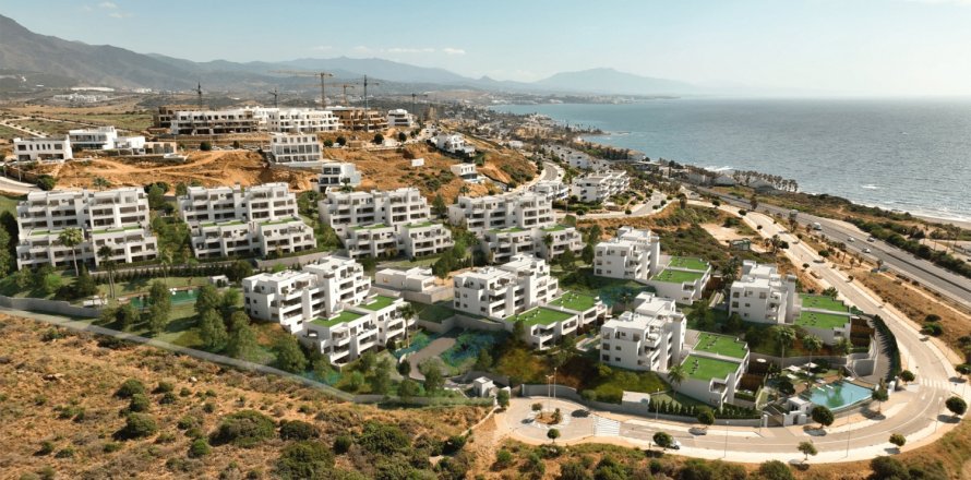 4 bedrooms Apartment in Casares, Spain No. 111227