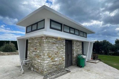 6 bedrooms House in Meneou, Cyprus No. 29315 10