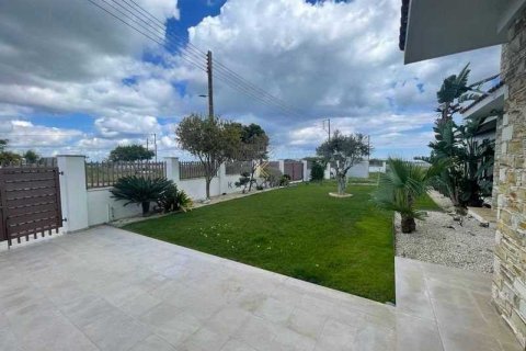 6 bedrooms House in Meneou, Cyprus No. 29315 6