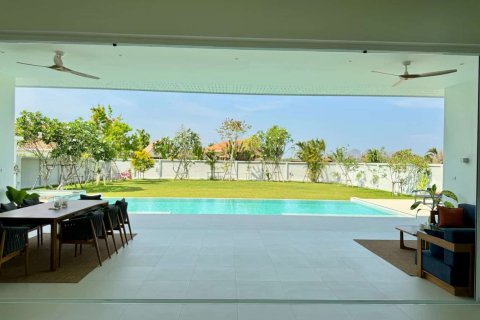 4 bedrooms Villa in Hua Hin, Thailand No. 1824 24
