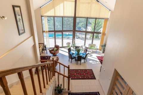 3 bedrooms Villa in Limassol, Cyprus No. 37489 12