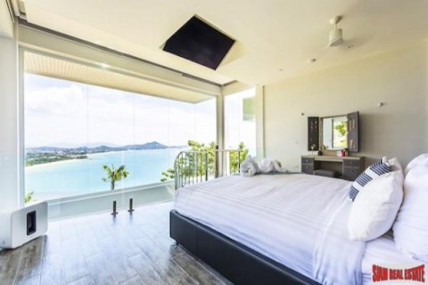 6 bedrooms Villa on the Chaweng Beach, Thailand No. 96226 13