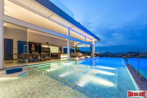 6 bedrooms Villa on the Chaweng Beach, Thailand No. 96226 27