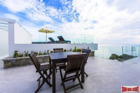 6 bedrooms Villa on the Chaweng Beach, Thailand No. 96226 8