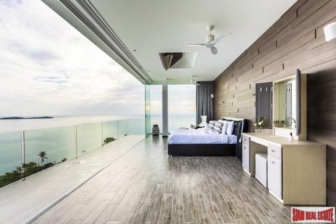 6 bedrooms Villa on the Chaweng Beach, Thailand No. 96226 22