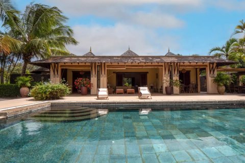 4 bedrooms Villa in Tamarin, Mauritius No. 110424 2