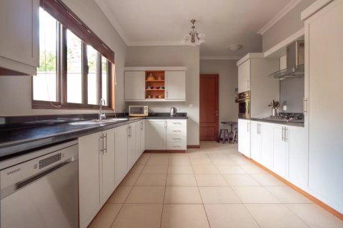 4 bedrooms Villa in Tamarin, Mauritius No. 110424 9