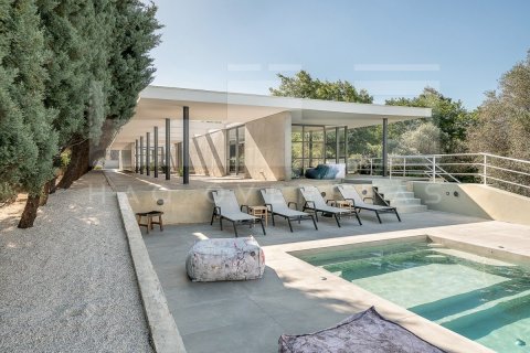 5 bedrooms Villa in Chania, Greece No. 24317 2