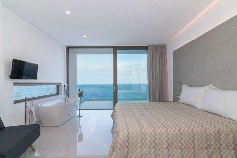 4 bedrooms Villa in Zakynthos, Greece No. 28125 12