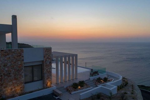 4 bedrooms Villa in Zakynthos, Greece No. 28125 3