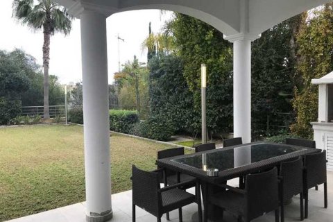 6 chambres Villa à Pyrgos, Cyprus No. 31614 13