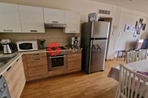 2 bedrooms Apartment in Larnaca, Cyprus No. 82836 3