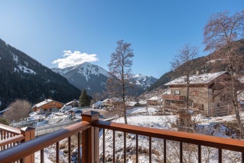 3 bedrooms Apartment in Champagny-en-Vanoise, France No. 100220 4
