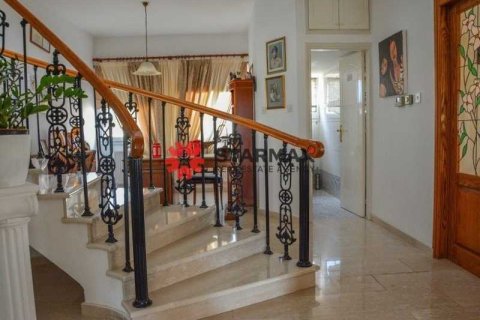 Дом с 3 спальнями в Дромолаксия, Кипр №82759 7