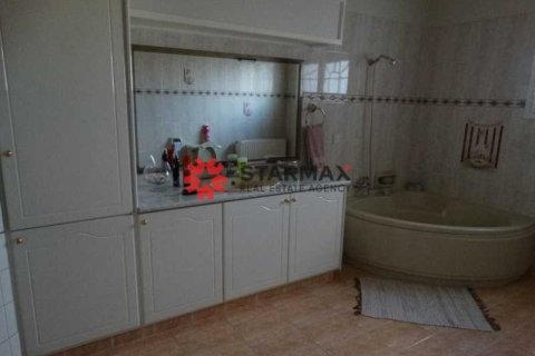 Дом с 3 спальнями в Дромолаксия, Кипр №82759 16