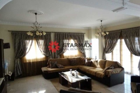 Дом с 3 спальнями в Дромолаксия, Кипр №82759 2