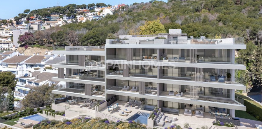 3 bedrooms Apartment in Malaga, Spain No. 117794