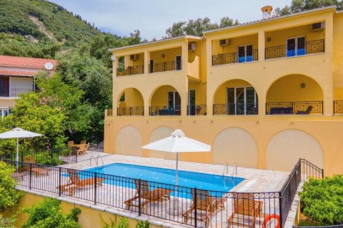 4 bedrooms Villa in Corfu, Greece No. 108637 29