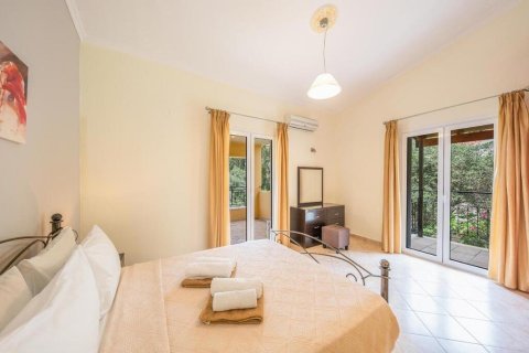4 bedrooms Villa in Corfu, Greece No. 108637 20