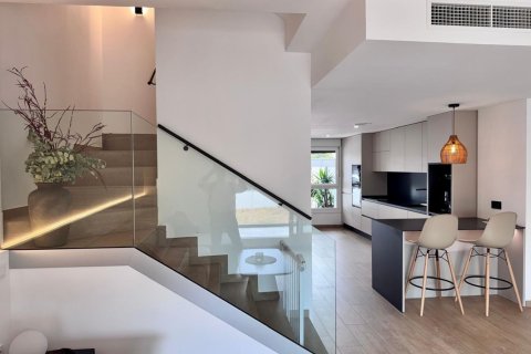 4 bedrooms Duplex in Alicante, Spain No. 128274