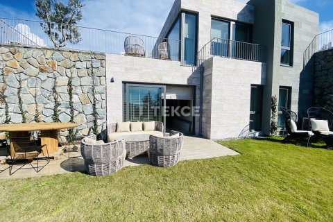 Квартира с 3 спальнями в Бодрум, Турция №84783