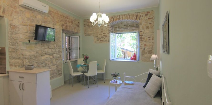 Квартира с 2 спальнями в Керкира, Греция №56297