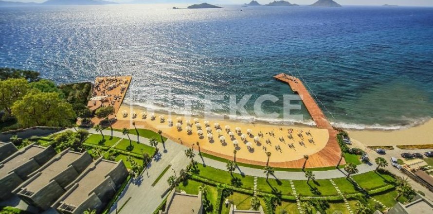 2 bedrooms Villa in Bodrum, Turkey No. 12477