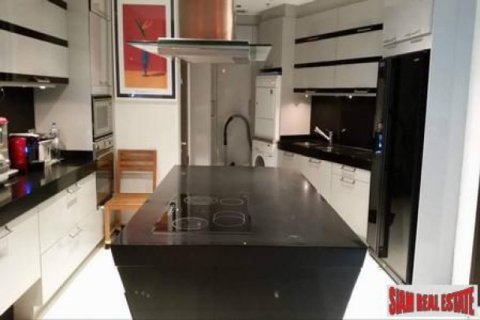 2 dormitorios Apartment en Bangkok, Thailand No. 95823 15