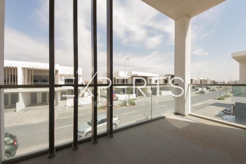 4 bedrooms Villa in Thach Than, Vietnam No. 85187 9