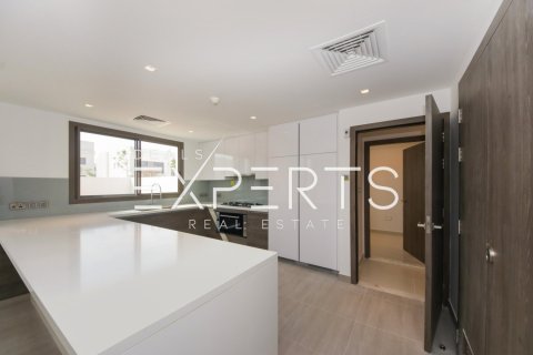 4 bedrooms Villa in Thach Than, Vietnam No. 85187 6