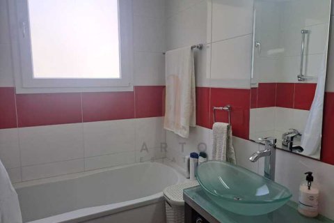 2 bedrooms Apartment in Limassol, Cyprus No. 64090 8