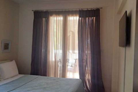 2 bedrooms Apartment in Limassol, Cyprus No. 64090 4