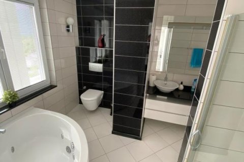 7 rooms Villa in Lien Chieu, Vietnam No. 21236 19