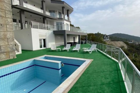 7 rooms Villa in Kargicak, Turkey No. 21236