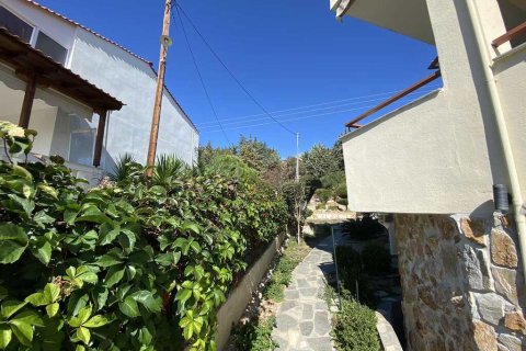 Здание с 4 спальнями в Кавала, Греция №109097 4