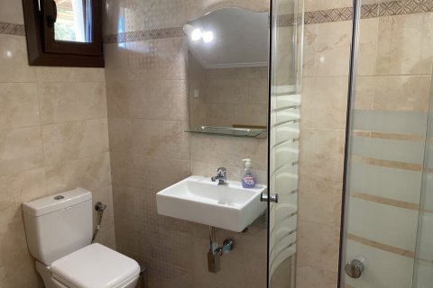 Здание с 4 спальнями в Кавала, Греция №109097 21