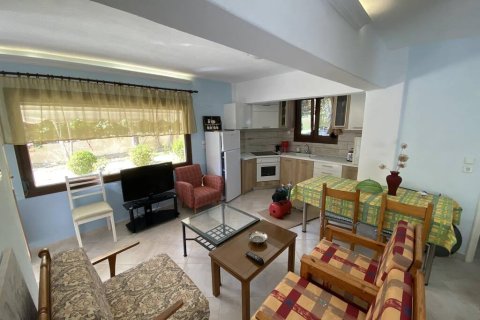 Здание с 4 спальнями в Кавала, Греция №109097 16